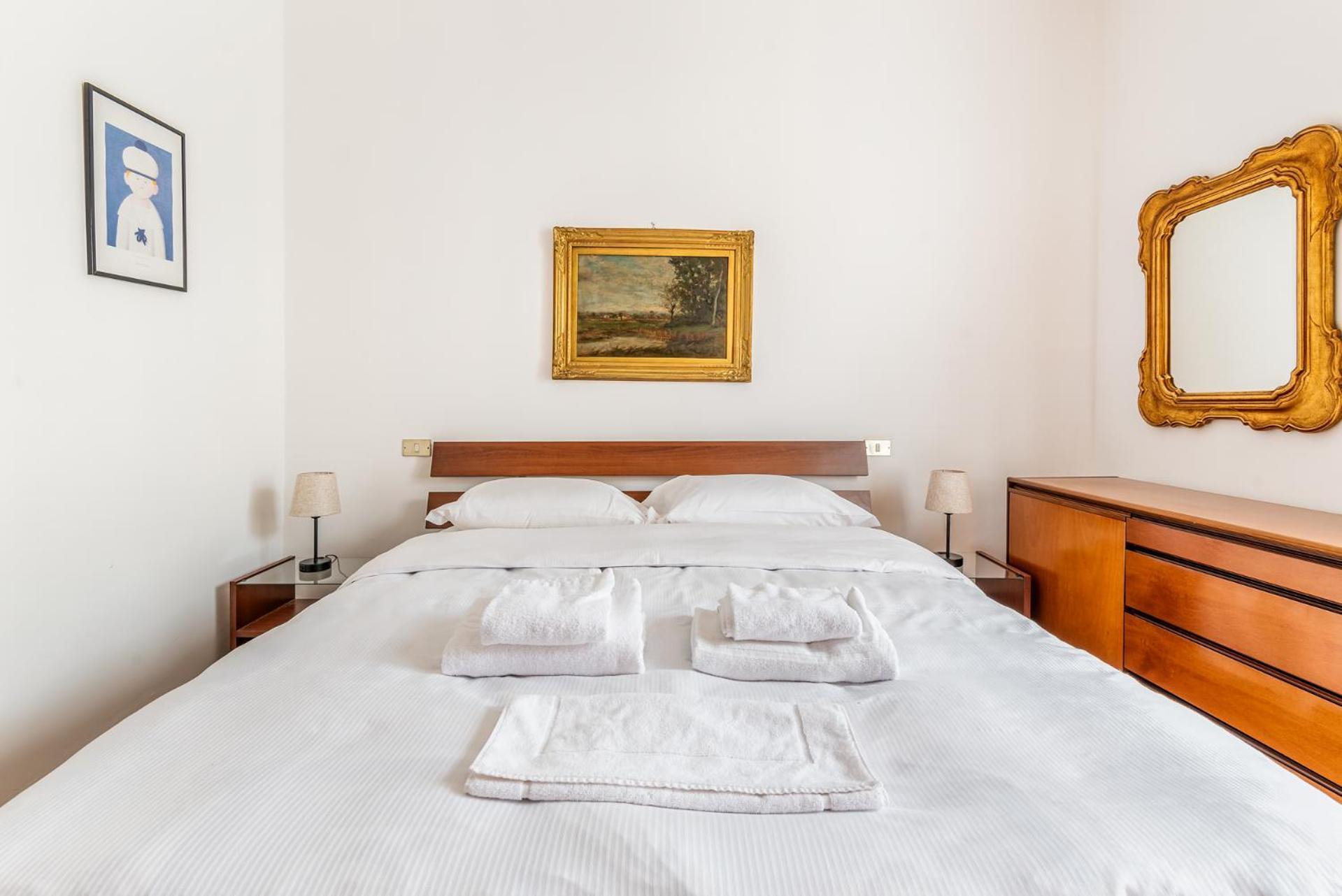 Milano Corso Sempione Principe Eugenio 3 Pax Wi-Fi Apartment Luaran gambar